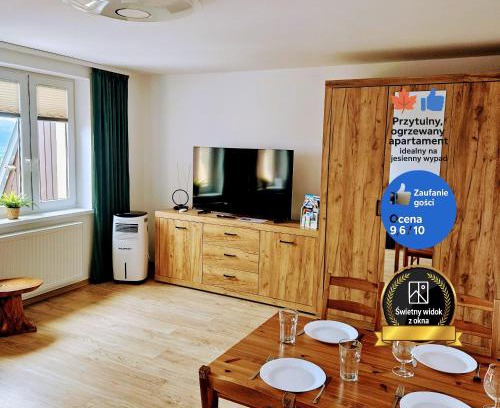 Polanczyk Apartamento | Słoneczny Apartament Panorama 5 7 z Widokiem na Jezioro i Góry