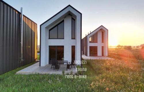 Lokciowe Casa | Słowińska Łąka