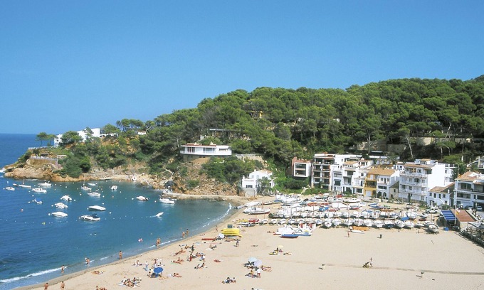 Sa Riera Apartamento | S'Esquirol Nº10 by Interhome