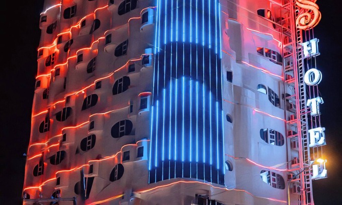 Capitol Site Hotel | S Hotel and Residences