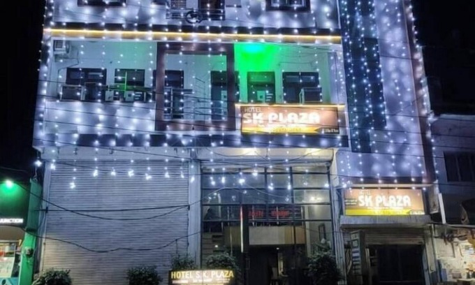Chhabra Hotel | S.K. Plaza Hotel