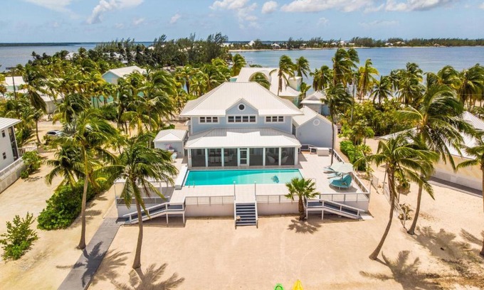 Rum Point Casa | S'Kai Blue by Grand Cayman Villas & Condos