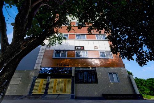 Ibrahimpatan Hotel | S S B Grand