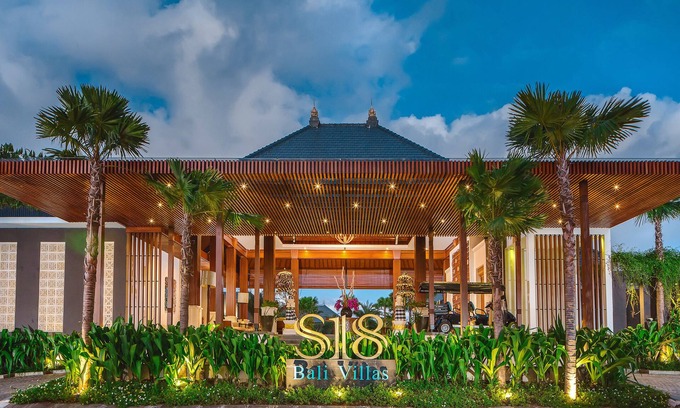 Dewi Sri Hotel | S18 Bali Villas