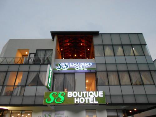 Kota Warisan Hotel | S8 Boutique Hotel near KLIA 1 & KLIA 2
