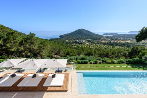 Sant Josep de sa Talaia Villa | Sa Caleta Hill