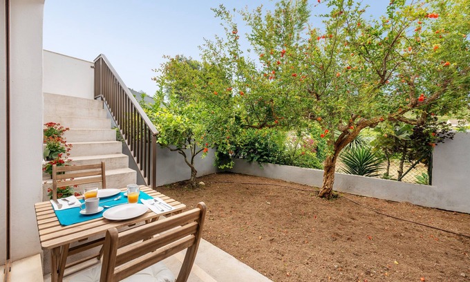 Son Carrio Casa | SA LLIMONERA - Encantadora casa de pueblo con patio y jardín WiFi Gratis
