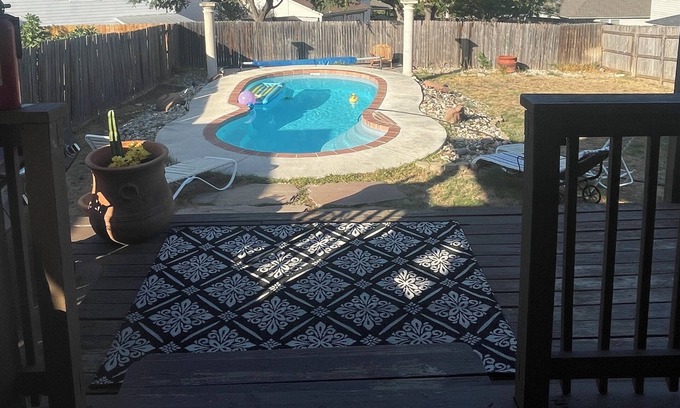 San Antonio Casa | SA Escape near Seaworld, Fiesta Tx, Lackland AFB