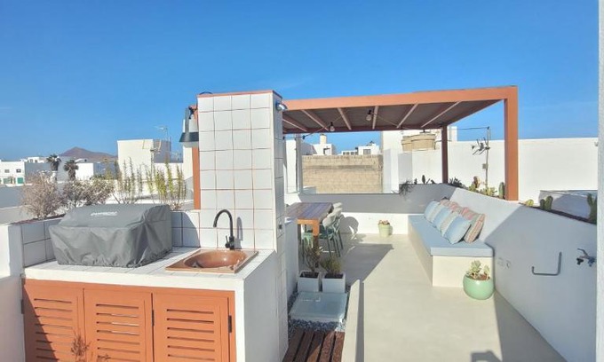 Caleta de Famara Casa | Sabbia Suites Casa Brisa