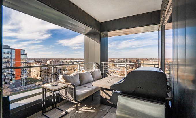 Warehouse District Apartamento | Sable 701 - Luxury Two Story Loft