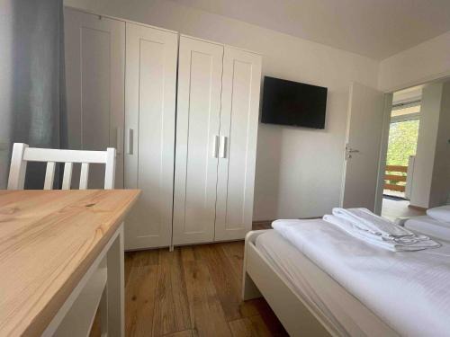 Schwandorf Apartamento | SAD163 - Möblierte Monteurwohnung mit Balkon