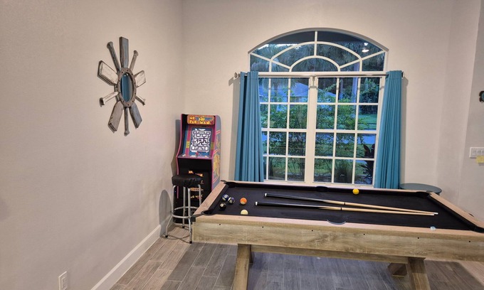 The Orchard Casa | Sadie's Daytona private pool home with 5 king beds , pool table and arcade games