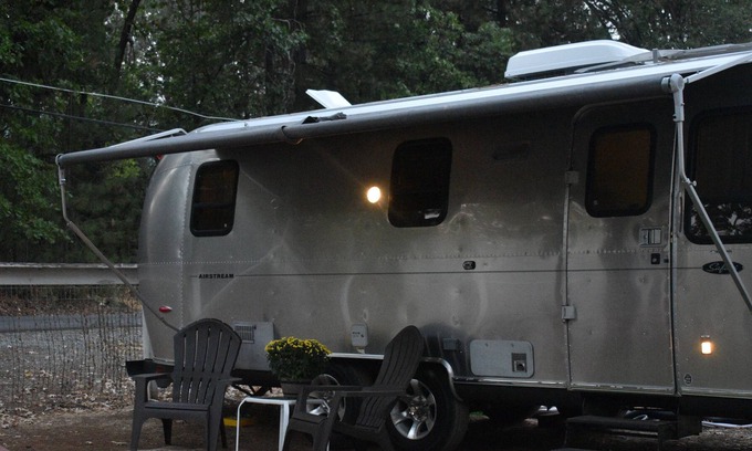 Lakehead-Lakeshore Casa | Safari Airstream