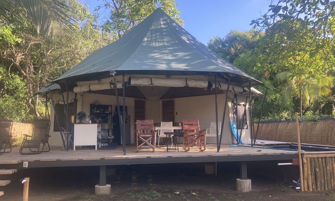 Savegre Chalet De Esquí | Safari tent on the beach. Near Manuel Antonio, nature, beach and plunge pool