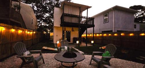 Terrace Park Casa | Safari Vibes 1 mi from Busch Gardens sleeps 6