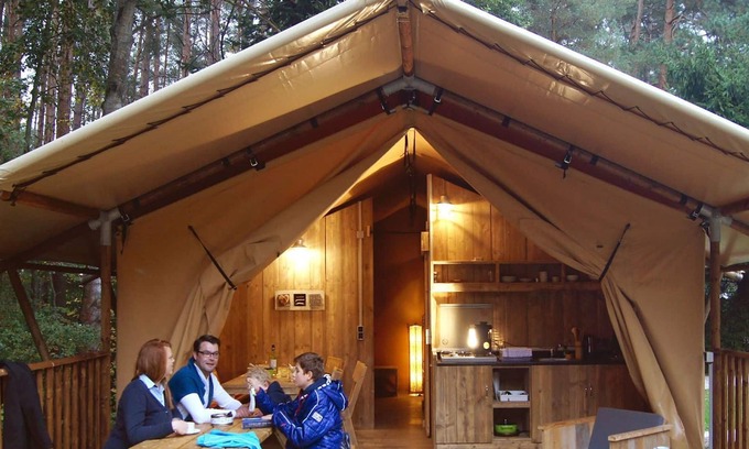 Pleinfeld Cabina | Safarizelt - Waldcamping Brombach