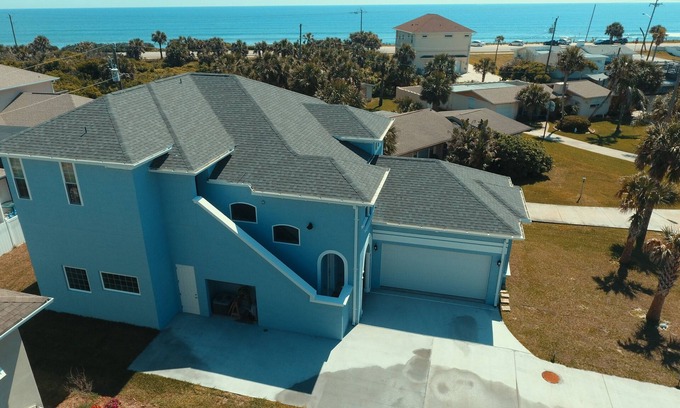 Ormond Beach Plaza Casa | Moderna casa con vista al mar en un barrio tranquilo