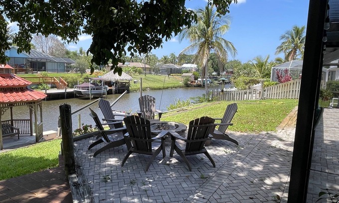Port Saint Lucie Casa | Sagamore Paradise Your family will love making memories here!