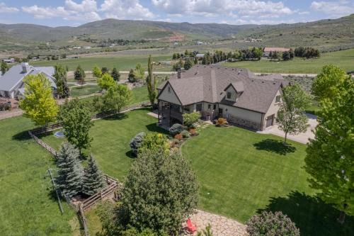 Park City Casa | Sage haven lux lodge sleeps 24 firepit 7br5.5ba