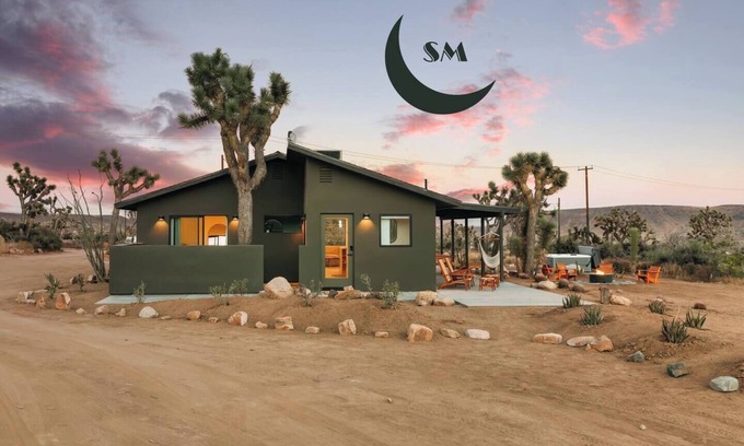 Pioneertown Casa | Sage Moon | Hot Tub, Fire Pit & Views