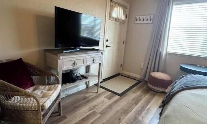 McKinleyville Casa | Sagewood Hideaway- close to town