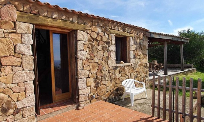 Vico Casa | Sagone sheepfold-style house 180° sea view