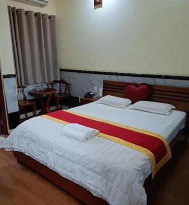 Phu Nhuan Hotel | SaiGon Night Hotel