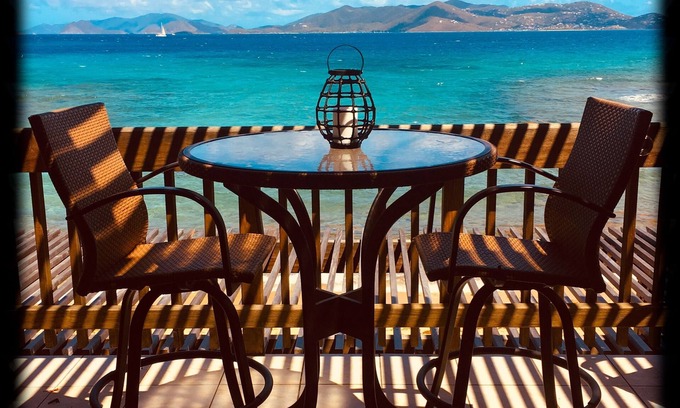 Red Hook Condominio | Sail Away es tu oasis de lujo frente al mar en Sapphire Beach: 10% de descuento por 7 noches