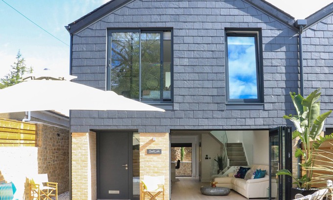 Dawlish Cabaña | SAIL LOFT, family friendly, country holiday cottage in Dawlish
