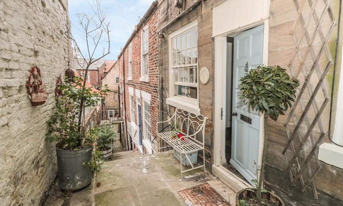 Whitby Casa | Sailing By
