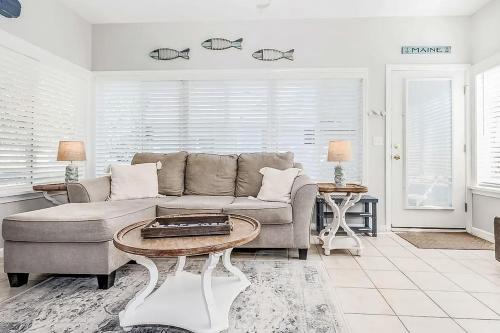Summer Village Casa | Sailor's Paradise