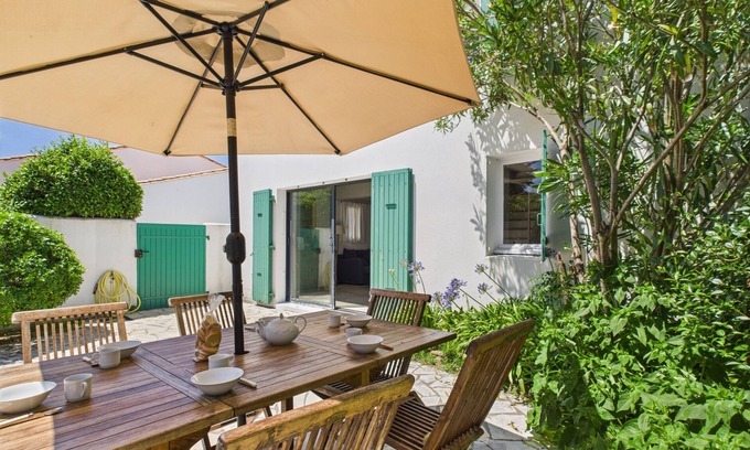 Saint-Clement-des-Baleines Chalet De Esquí | Saint-Clément, 400m de la playa, centro del pueblo