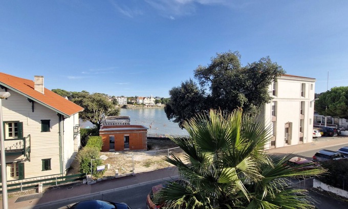 Saint-Palais-sur-Mer Apartamento | Saint Palais sur Mer - SUPERB INFINITELY RARE APARTMENT - LE PHALENE