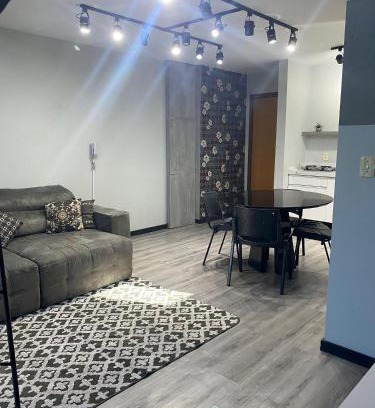 Czerniewicz Casa | Saint Sebastian Flat 613 - Com Hidro! Até 3 pessoas, Duplex, no Centro