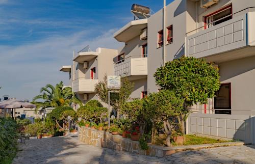 Kato Galatas Apartamento | Saint Trope Studios