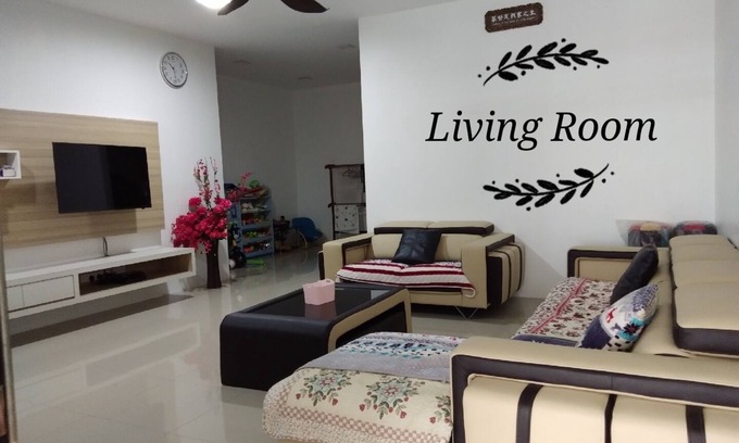 Miri Casa | Sakura Homestay Miri-10 pax (3km to town)