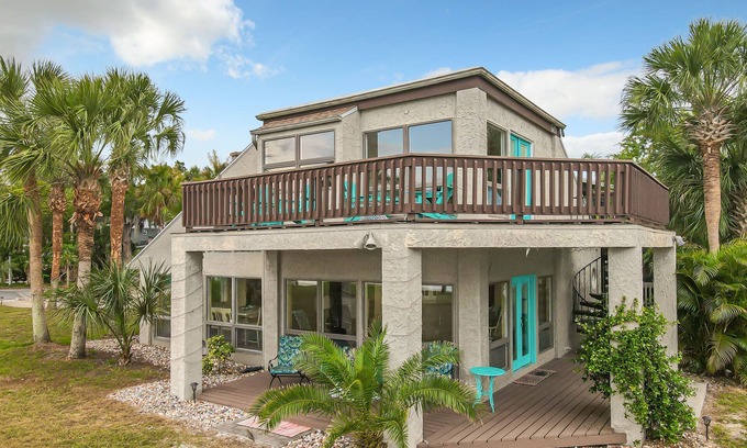 Crystal River Casa | “NUEVA LISTA” “GRAN UBICACIÓN” Frente al mar / Canotaje / Kayak / Manatí y festoneado