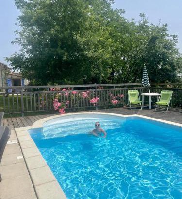 Salles-Lavalette Casa | Salles Lavalette