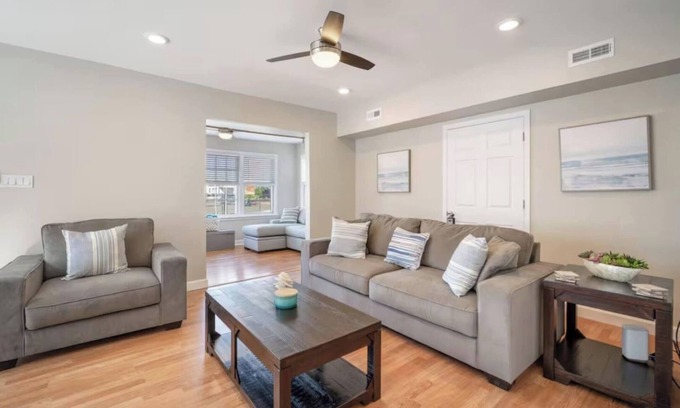 Margate City Casa | Salt Life Retreat- 2 Units in the Heart of Margate