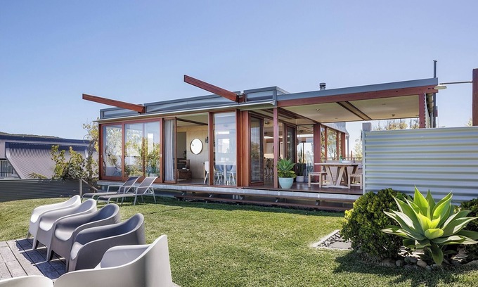 Boomerang Beach Casa | Salt Rock Boomerang Beach - Absolute Beachfront