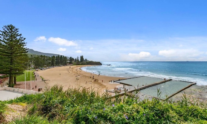 Thirroul Casa | Saltwater Escape Live the Sand and Surf Lifestyle