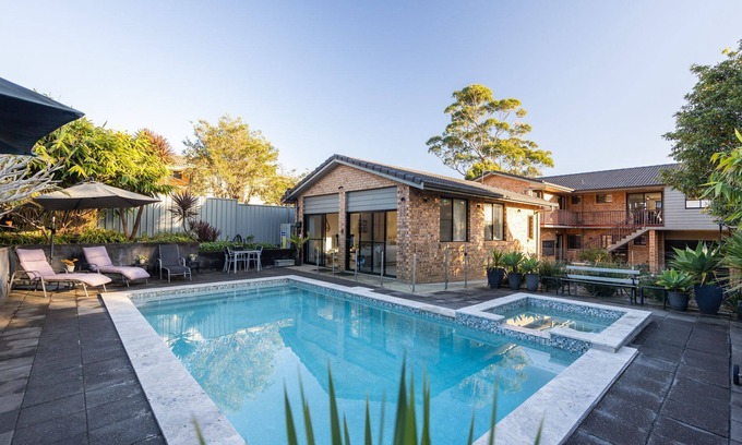 Narrawallee Casa | WINTER PROMO - STAY FOR 3 PAY FOR 2