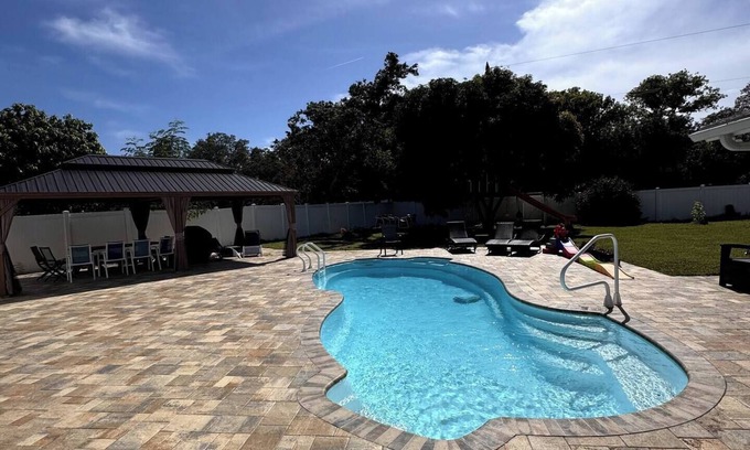 Seminole Apartamento | Saltwater Serenty: Seminole Oasis 5 minutes to the beach
