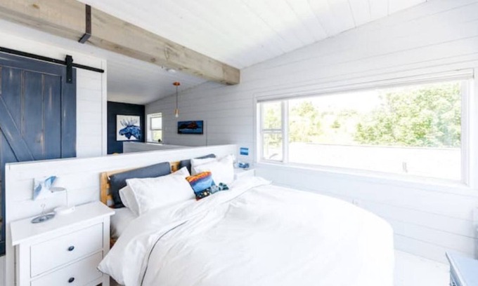 Terra Nova Casa | Salty By The Sea & Garden Shed - Upper Island Cove
