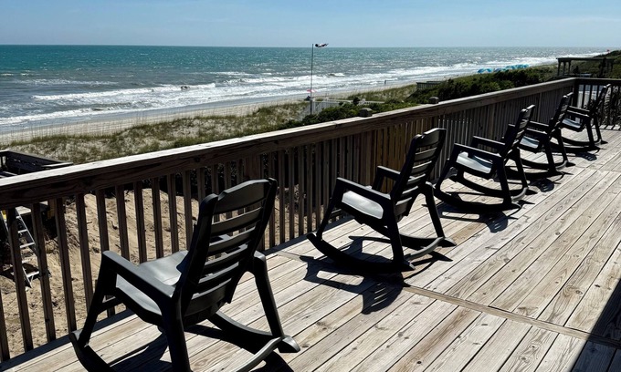 Indian Beach Casa | Salty Haven - Endless Views- Private Beachfront House & Pool- 7 Bedroom + 5 Bath