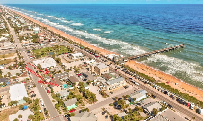 Flagler Beach Condominio | Salty Kisses Seaside Condo a solo unos pasos de la playa y del muelle de pesca