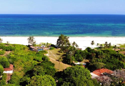 Kilifi Hotel | Salty's Kitesurf Village
