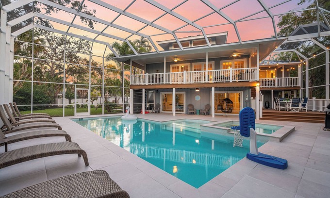 Bay Isle Casa | Salty Sailfish | Private Pool + Hot Tub + Siesta Key