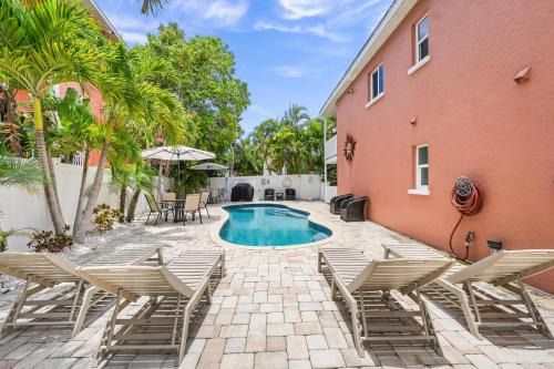 Siesta Key Village Casa | Salty Summer