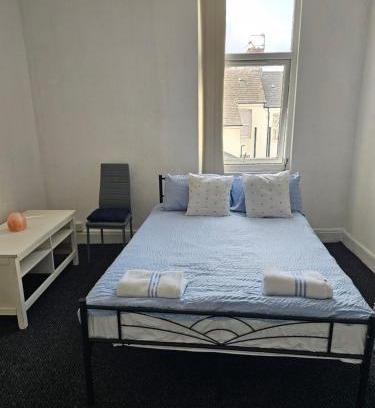 Bootle Casa | Salus bed 3 Liverpool City